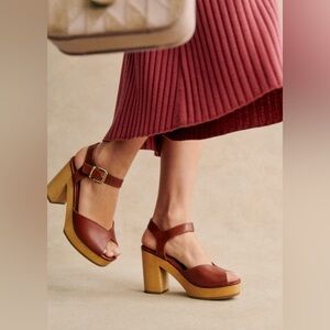 Sézane Fausta Clogs in Suede FR 40 / US 9